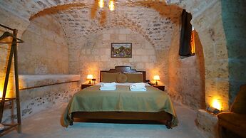 Reji Boutique Hotel