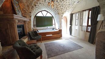 Reji Boutique Hotel