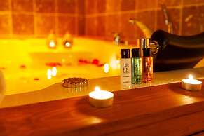 Reji Boutique Hotel