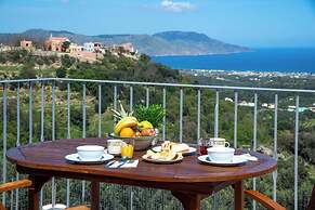 Villa Cretan View with Heated Swimming Pool
