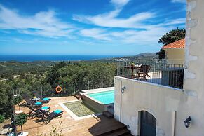 Villa Cretan View with Heated Swimming Pool