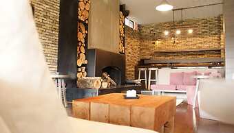 NAOUSSA MOUNTAIN RESORT