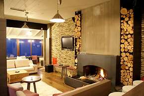 NAOUSSA MOUNTAIN RESORT