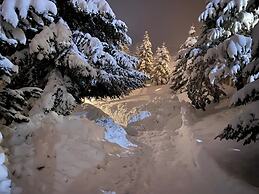 NAOUSSA MOUNTAIN RESORT