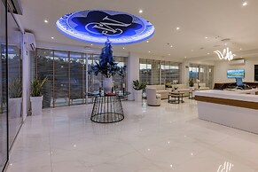 Mirage Bleu Hotel