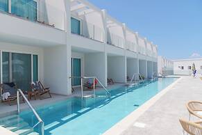 Mirage Bleu Hotel