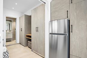 Twins Apartments