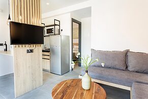 Twins Apartments