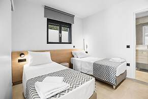 Twins Apartments