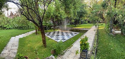 Magnolias Jardin & Boutique Suites