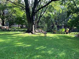 Magnolias Jardin & Boutique Suites