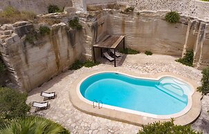 Esperanto Suite&Pool