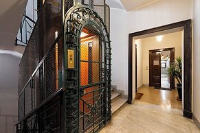 Royal Rooms Corso