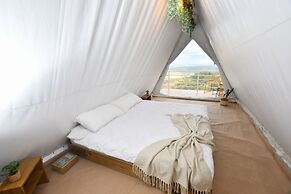 Quimera Hotel