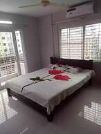 4 Beds Condo Holiday Home at Bashundhara, Dhaka