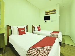 Hotel O Mini Indah