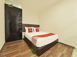 Hotel O Mini Indah