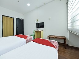 Hotel O Mini Indah