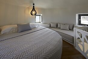 Aecon Suites