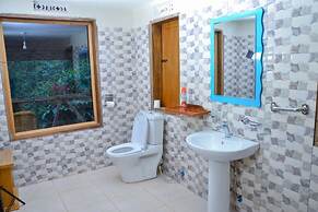 Gorilla Hills Eco Lodge
