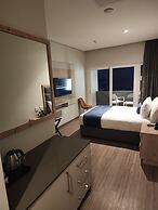 12 Oceans Hotel and Conference Centre