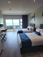 12 Oceans Hotel and Conference Centre