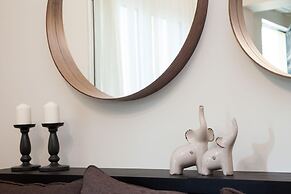 Beautiful 2 bedrooms apt at Filothei