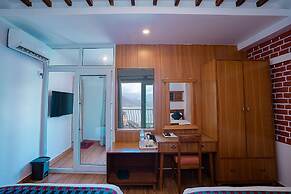 Himalayan Glory Inn