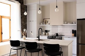 Maison Place Royale by Luxury In Transit