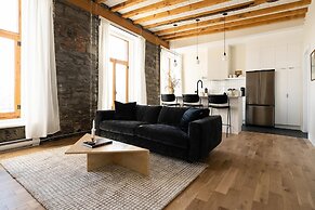 Maison Place Royale by Luxury In Transit