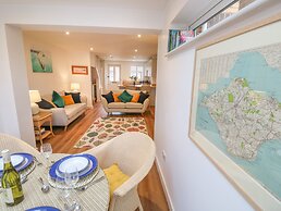Sandy Cottage