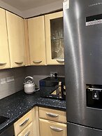 Entire Captivating 2-bed House in Manchester
