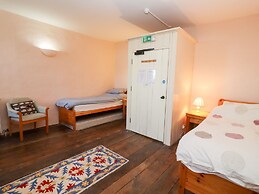 Wick Court Farm