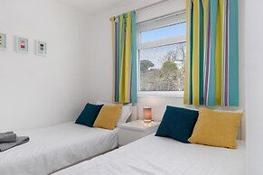 Freshwater Bay - Sea View Apartment