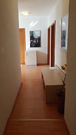 Luccia Apatments-Villa Laguna - Hostel