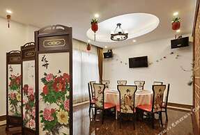 8008 Hotel