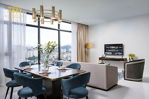 Pavilion Embassy Suites KL by Perfect Host