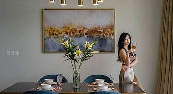 Pavilion Embassy Suites KL by Perfect Host