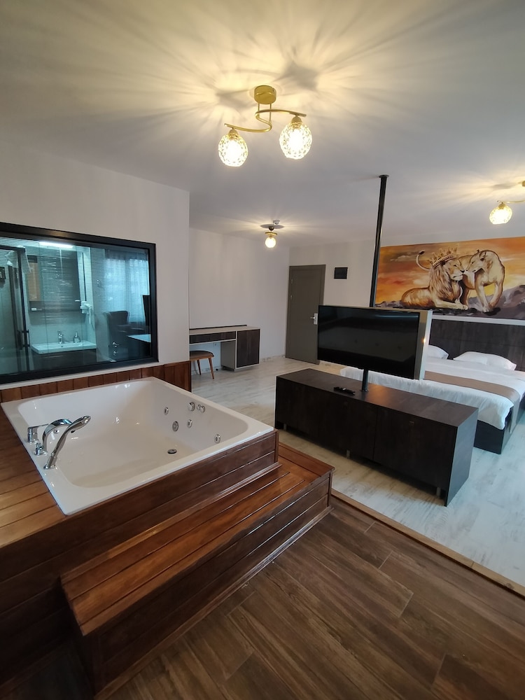 SAR-PER Hotel