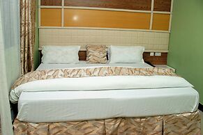Jaden Hotel & Lounge
