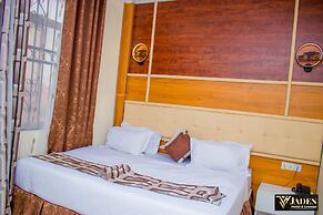 Jaden Hotel & Lounge