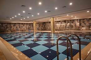CITY POINT BEACH & SPA HOTEL