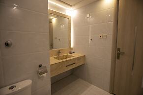 Arayik Resorts