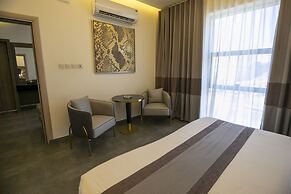 Arayik Resorts