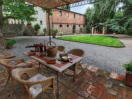 Cozy Villa for Six Guests