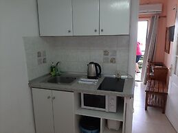 Apartment in Mpenitses With Sea View & Pool