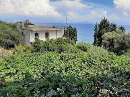 Apartment in Mpenitses With Sea View & Pool
