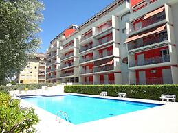 Bright Caorle Apartment With Pool