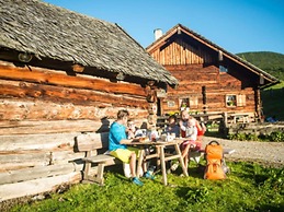 Apartment With Sauna in Radstadt
