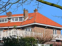 Coastal Apartment Near Dunes
